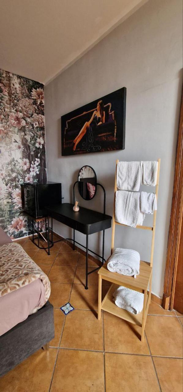 B&B Boiler Rooms La Terrazza Ercolano Luaran gambar